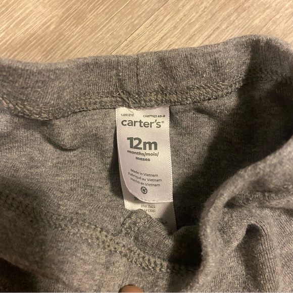 Carters baby girl ruffle bottom gray leggings size 12M EUC - Picture 3 of 3